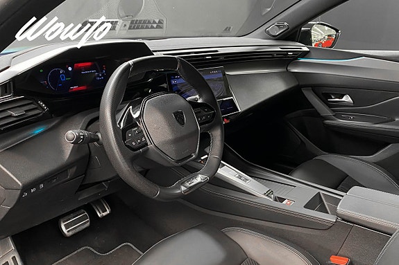 Peugeot 408 8 of 24