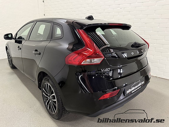 Volvo V40 10 of 12