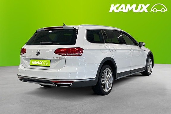 Volkswagen Passat Alltrack 4 of 21