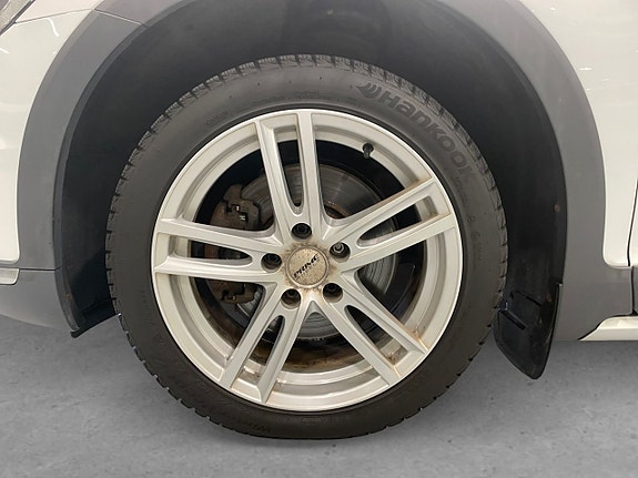Volkswagen Passat Alltrack 8 of 21
