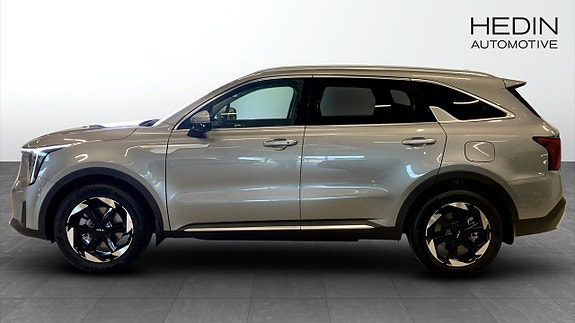 Kia Sorento 6 of 13