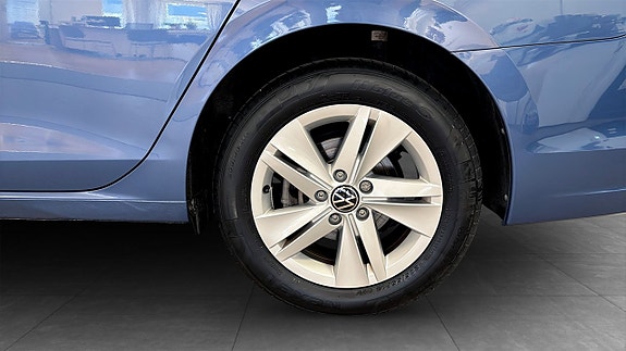 Volkswagen Golf I 6 of 12