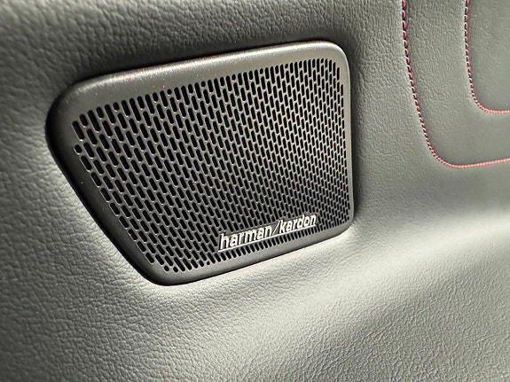 Volkswagen ID.4 GTX 21 of 30