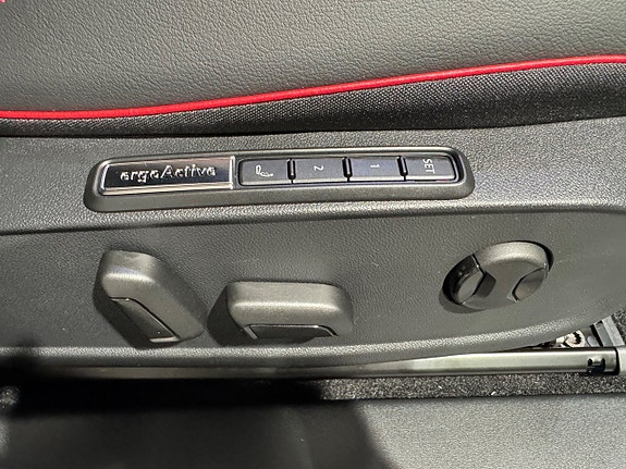 Volkswagen ID.4 GTX 22 of 30