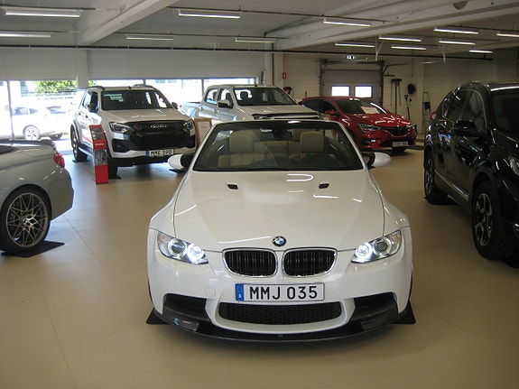 BMW M3 2 of 5