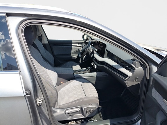 Skoda Superb 15 of 15