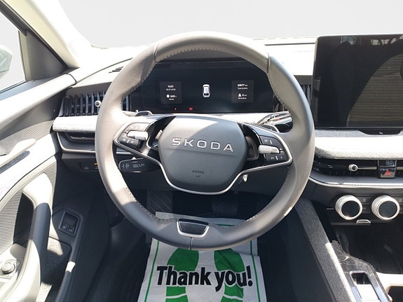 Skoda Superb 12 of 15