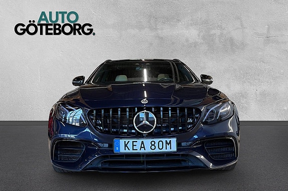 Mercedes-Benz E63 8 of 21