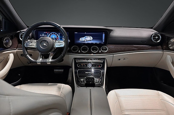 Mercedes-Benz E63 13 of 17