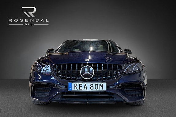 Mercedes-Benz E63 8 of 17