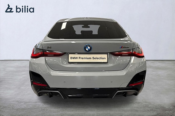 BMW i4 4 of 5