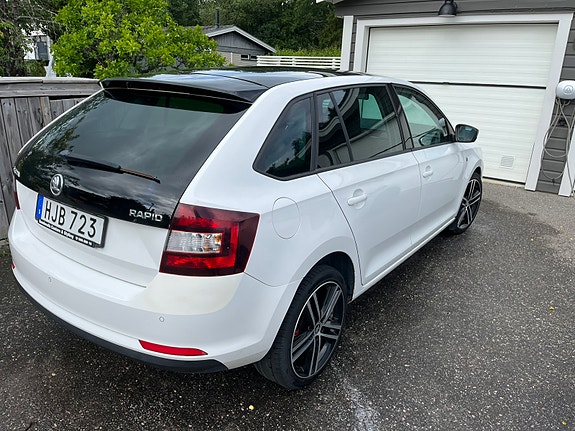 Skoda Rapid Spaceback 3 of 5