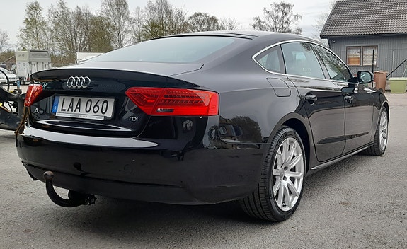 Audi A5 4 of 5