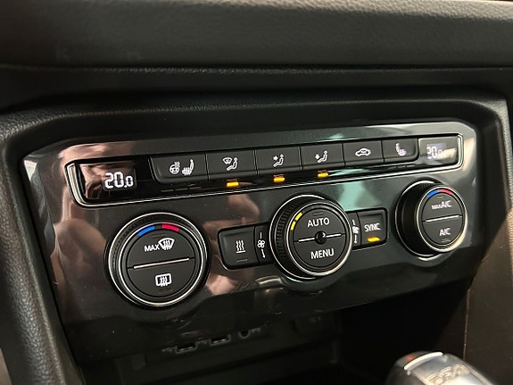 Volkswagen Tiguan 18 of 18