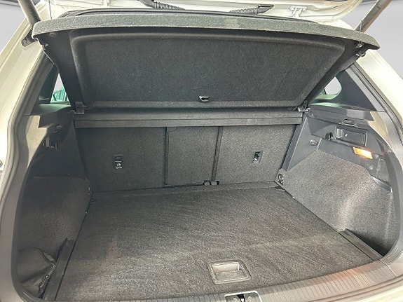 Volkswagen Tiguan 4 of 18