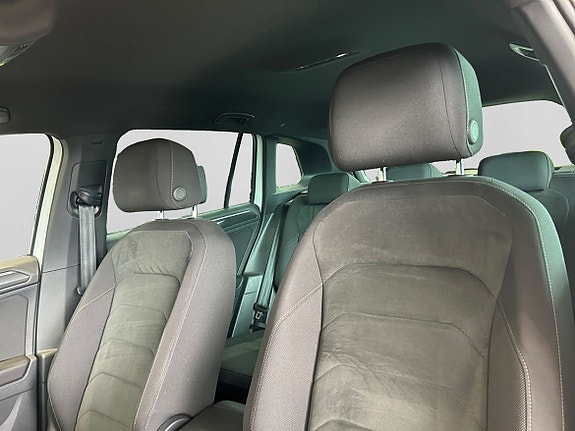 Volkswagen Tiguan 8 of 18