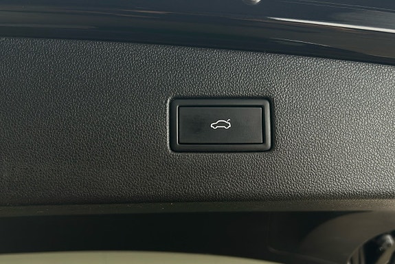 Volkswagen Tiguan Allspace 15 of 28