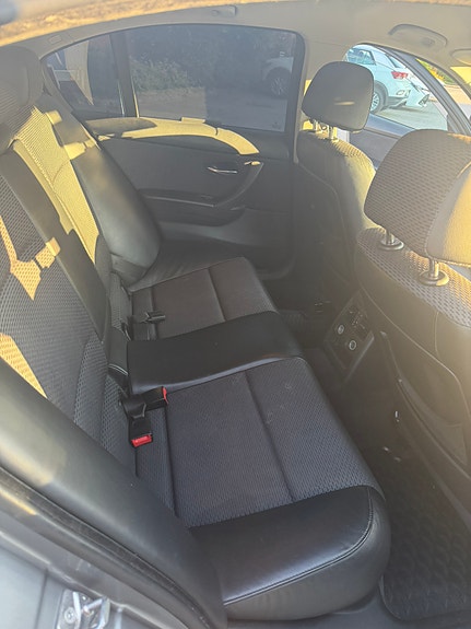 BMW 320d 5 of 5