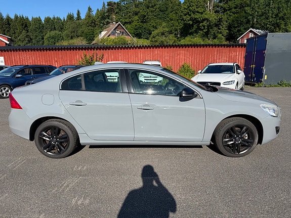 Volvo S60 6 of 27