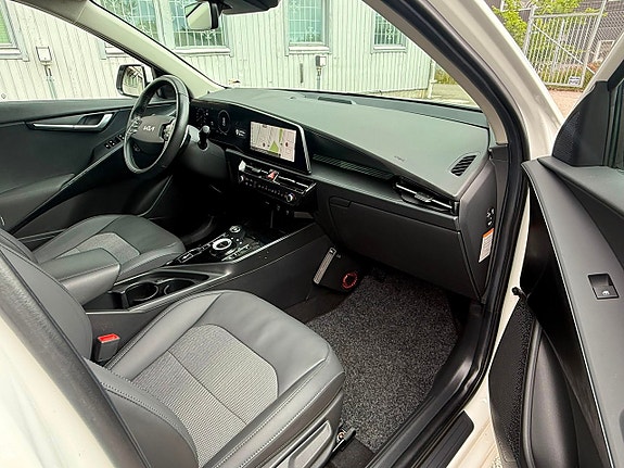 Kia Niro 10 of 24
