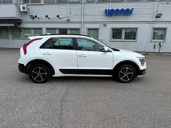 Kia Niro 4 of 24