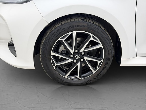 Toyota Yaris 28 of 29