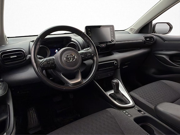 Toyota Yaris 12 of 29