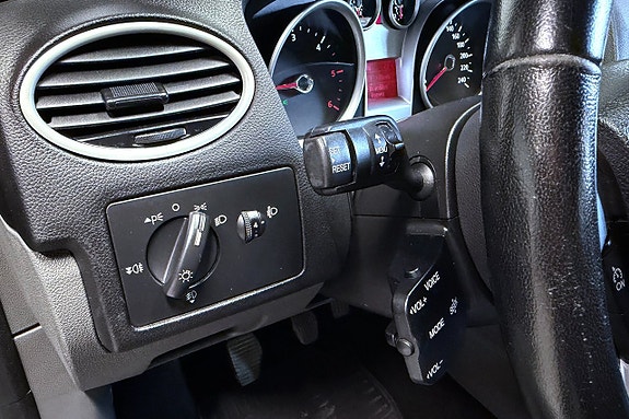 Ford Focus 18 of 22