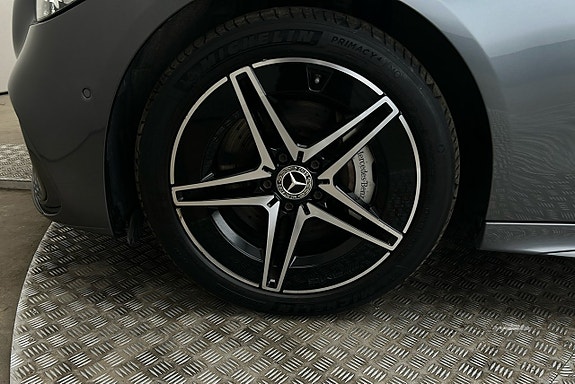 Mercedes-Benz C300 12 of 28