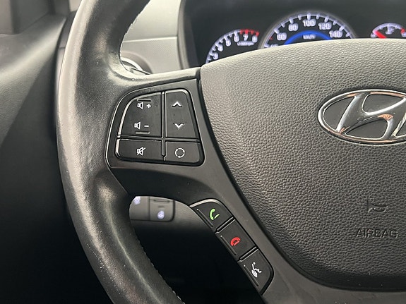 Hyundai i10 12 of 24