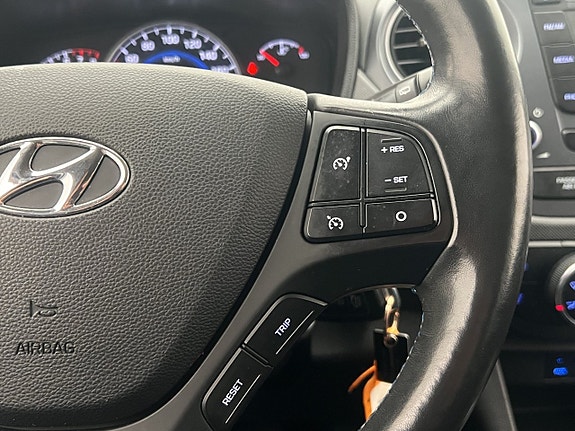 Hyundai i10 14 of 24