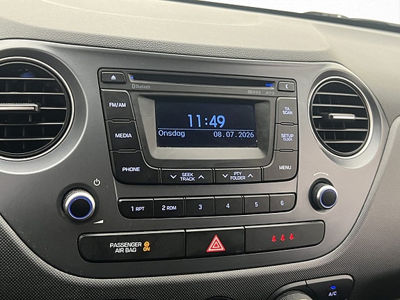 Hyundai i10 15 of 24