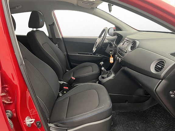 Hyundai i10 18 of 24