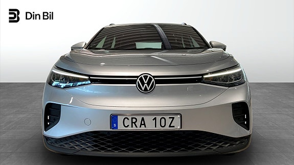 Volkswagen ID.4 4 of 12