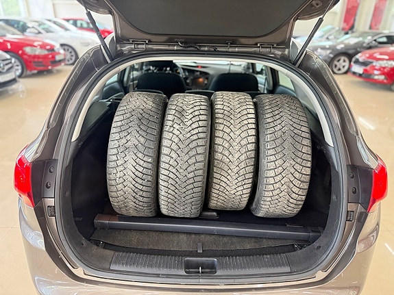 Kia Ceed 13 of 13