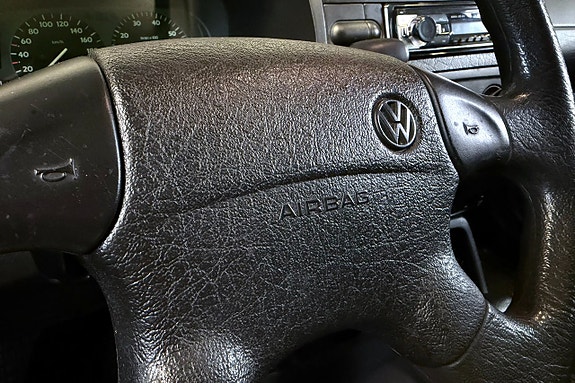 Volkswagen Golf III 17 of 22