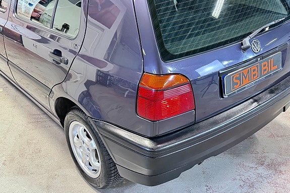 Volkswagen Golf III 21 of 22