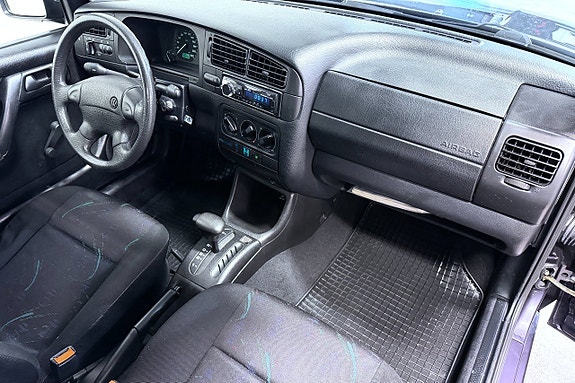 Volkswagen Golf III 11 of 22