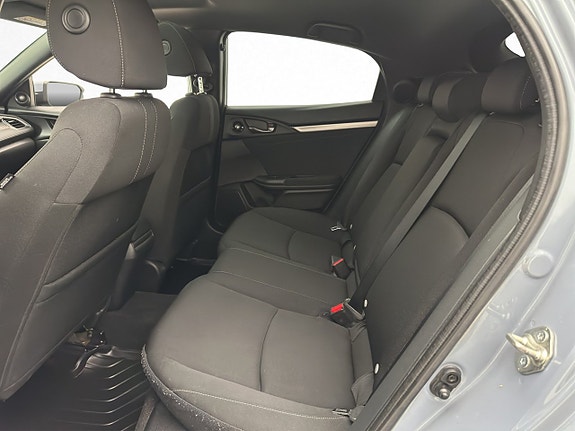 Honda Civic 26 of 30