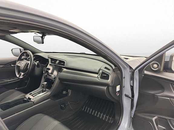 Honda Civic 25 of 30