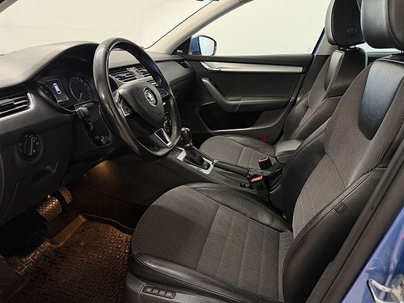 Skoda Octavia 7 of 17