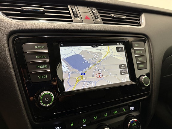 Skoda Octavia 10 of 17