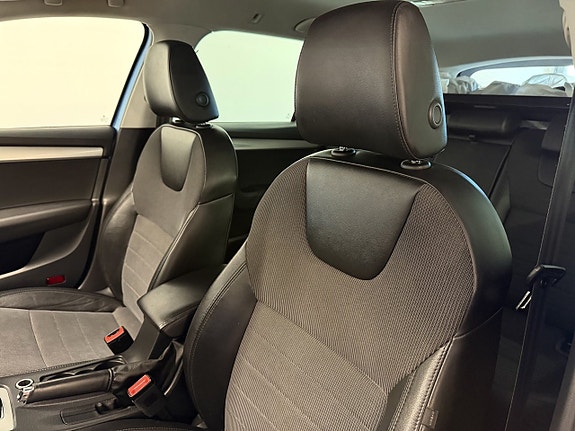 Skoda Octavia 9 of 17