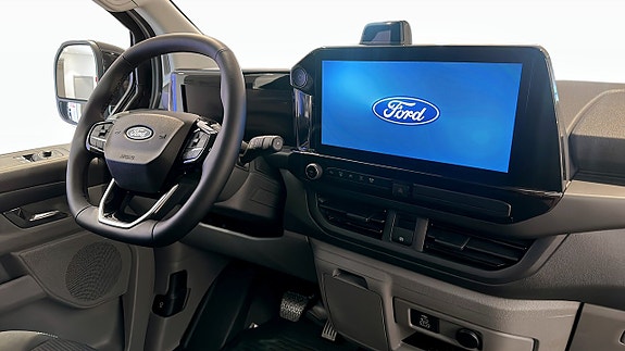 Ford E-Custom 4 of 9