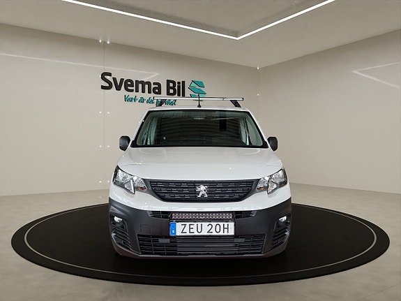 Peugeot Partner 2 of 5