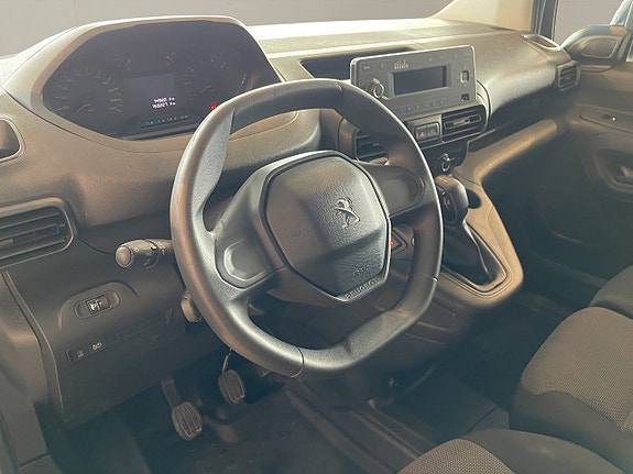 Peugeot Partner 10 of 12