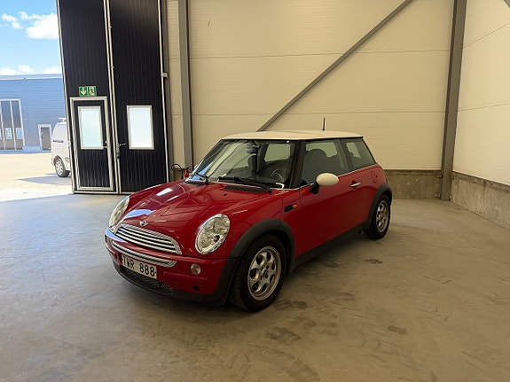 MINI Cooper 2 of 16