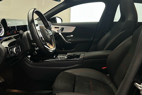 Mercedes-Benz CLA250 e 10 of 27