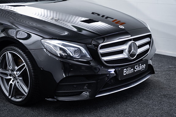 Mercedes-Benz E220 d 3 of 27