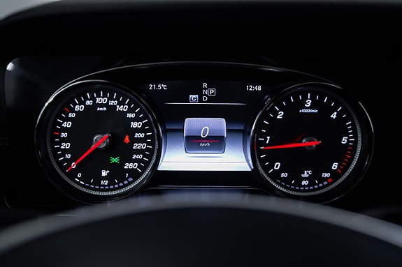 Mercedes-Benz E220 d 19 of 27